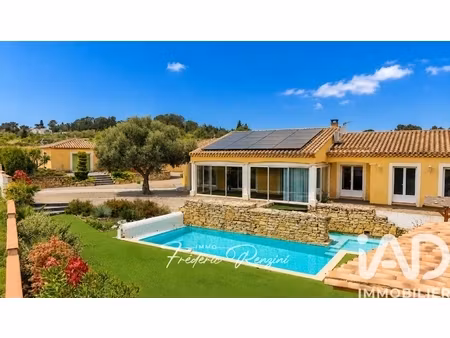 vente maison traditionnelle 9 pièces