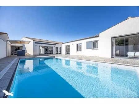 vente maison 6 pièces 195 m² clavette (17220)