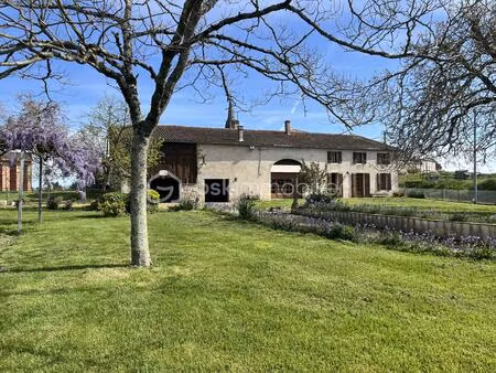 maison en pierre de 160 m² à la reole