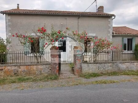 vente maison 4 pièces 72 m² gourgé (79200)