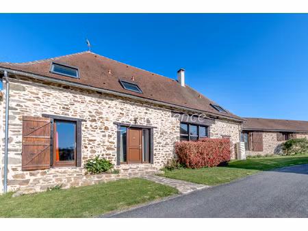 grange rénovée de 204 m2 et gîte t3 indépendant de 72 m2