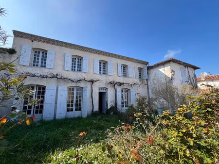 vente maison 6 pièces 241 m² arces (17120)