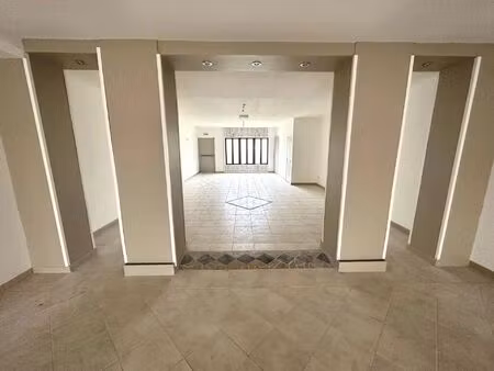 vente commerce 890 m² naintré (86530)