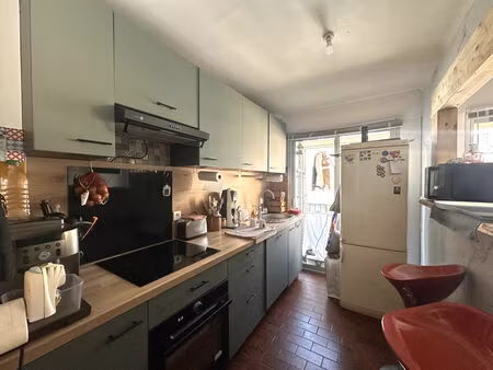 vente appartement 2 pièces 50m2 amélie-les-bains-palalda 66110 - 90500 € - surface privée