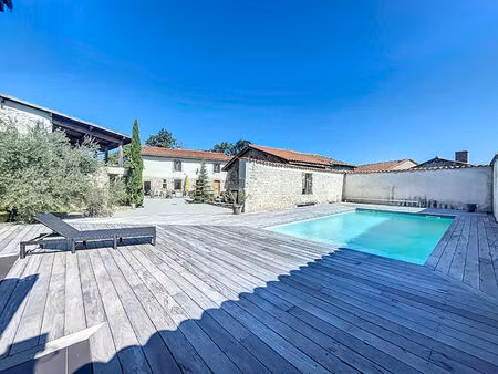 maison de 5 pièces avec 4 chambres à vendre à lezigneux