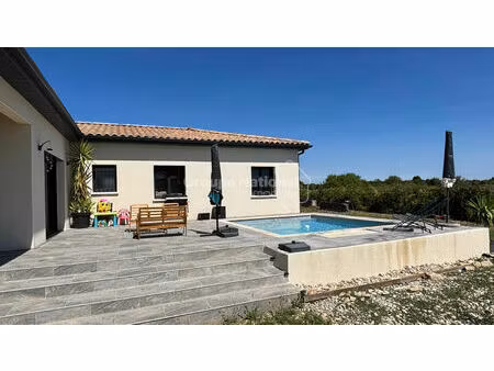 maison gras 130 m2 avec vue ventoux  piscine  garage et dépendance