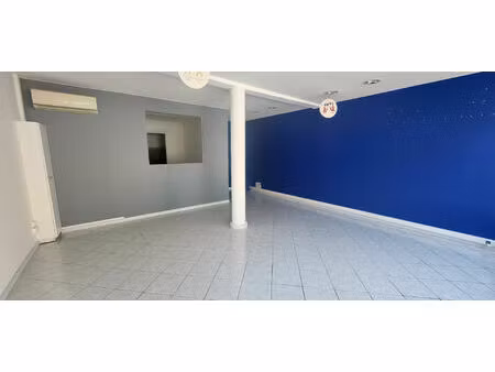 à louer : local commercial à saint-laurent-de-la-salanque : 52m²