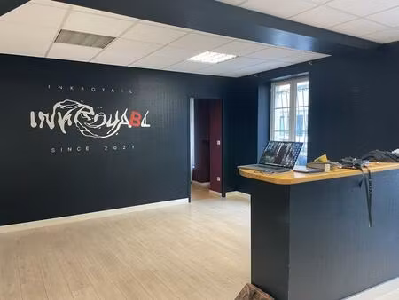 location commerce 2 pièces 87 m² à pau (64000)