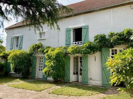 maison de luxe à vendre à coulombs