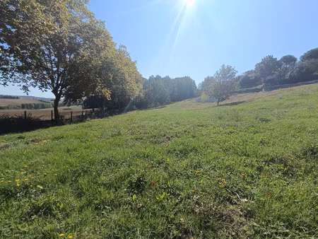 terrain de 1620 m2 aureville