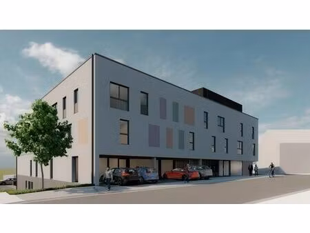 local commercial moderne dans un quartier en plein essor