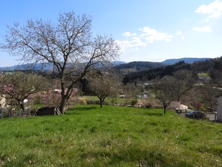 terrain constructible proche commerces et écoles