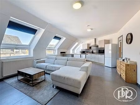 ***offre acceptée*** entièrement rénové!