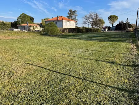 vente terrain 877 m² à segonzac (16130)  42 096 €