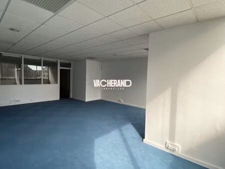 en vente local commercial 383 m² – 148 400 € |dunkerque