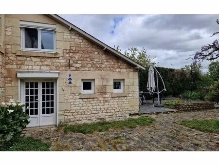 maison roiffé 137 m² t-4 à vendre  129 000 €