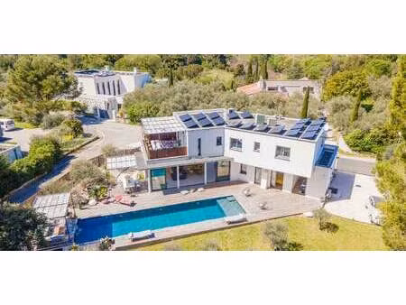 maison contemporaine avec piscine et jardin sommieres (30)