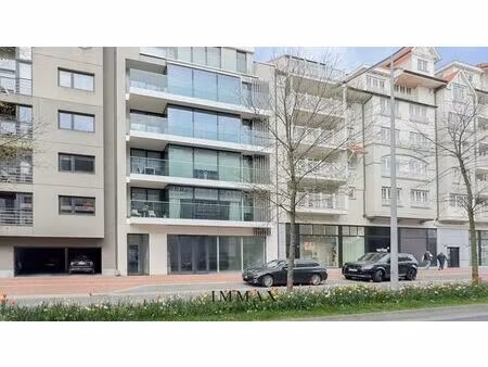 propriété commerciale dans le centre ville et près de la lip