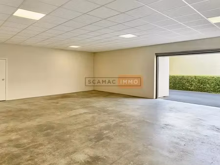 local d'activités de 100m²