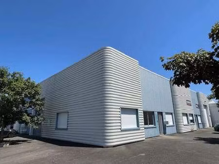 location bureaux et commerces à sainte-luce-sur-loire (44980) : à louer / sainte-luce-sur-
