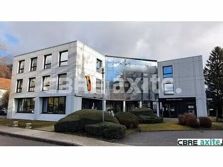 location bureau corenc 298 m²