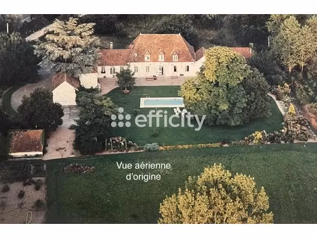 maison 12 pièces - 306 m²