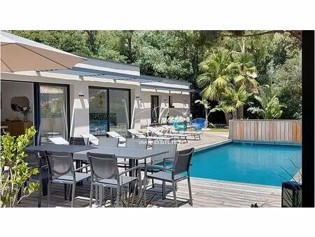 vente maison 7 pièces 202 m² le lavandou (83980)