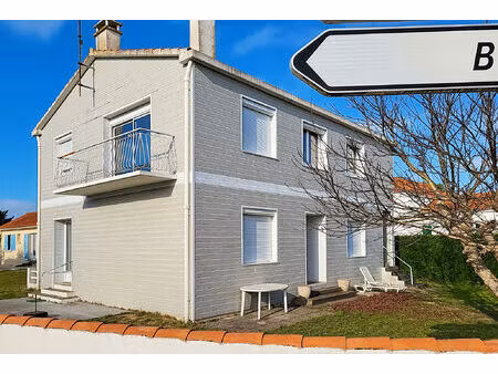 vente maison 7 pièces  145.00m²  notre