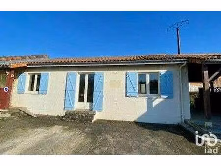 vente bureaux et commerces à ruffec (16700) : à vendre / 95m² ruffec