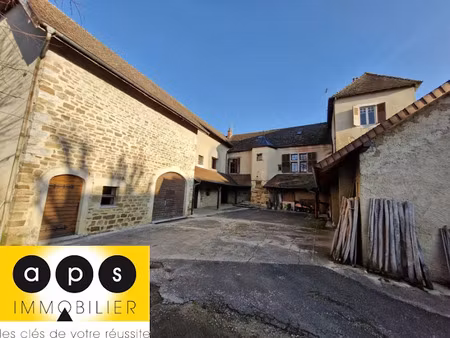 vente maison 10 pièces 200 m² à arbois (39600)  367 000 €