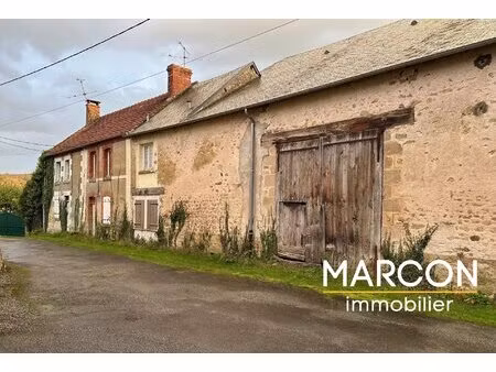 deux maisons et une grange
