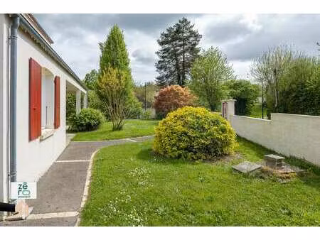 vente maison à bourneau (85200) : à vendre / 154m² bourneau