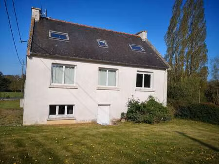 vente maison à saint-caradec (22600) : à vendre / 91m² saint-caradec