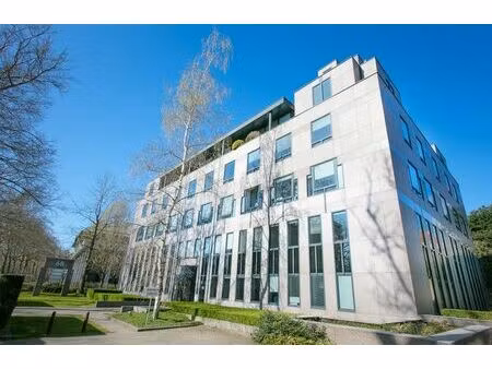 bureaux à louer – 68 boulevard du souverain