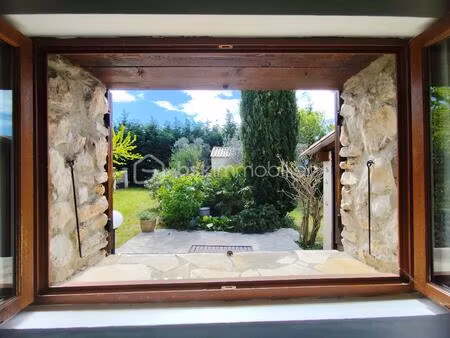 maison de 80 m² à saint-remeze