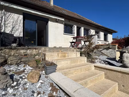 superbe maison à razac-sur-l'isle  type 6  piscine et jardin de 1446 m²