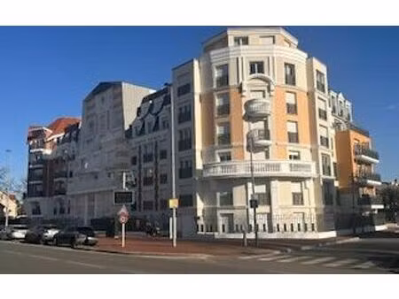 location stationnement  10 m² t- à le blanc-mesnil  75 €