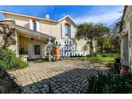 maison bourgeoise et ses dépendances