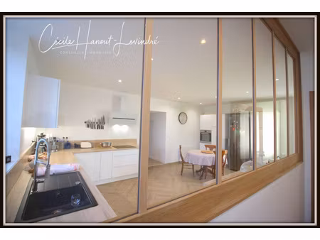 le mont-saint-michel - longère restaurée avec dépendances et terrain.