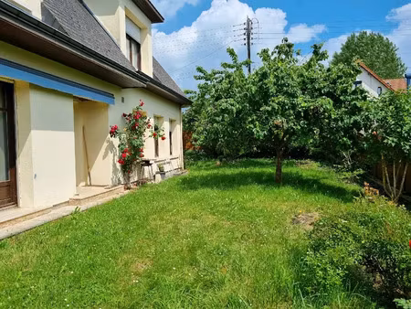 vente maison 9 pièces 233 m² à charleville-mezieres (08000)  180 000 €