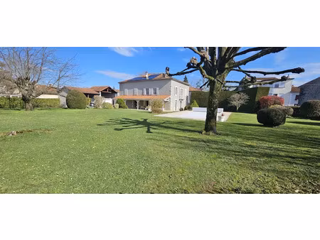 vente maison 8 pièces 297 m² à gourdan-polignan (31210)  300 000 €