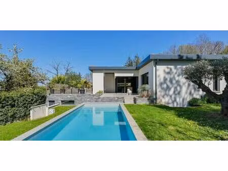 maison avec piscine marennes (69)