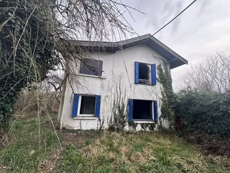 en vente maison 115 m² – 61 000 € |combles-en-barrois