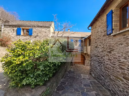 maison de caractère en pierres