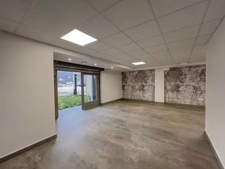location locaux professionnels 0 pièces 30 m² à saint-péray (07130)  490 €