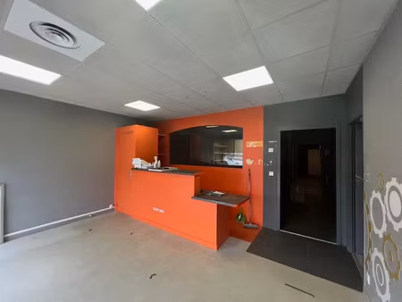 location locaux professionnels 190 m² à castres (81100)  1 300 €