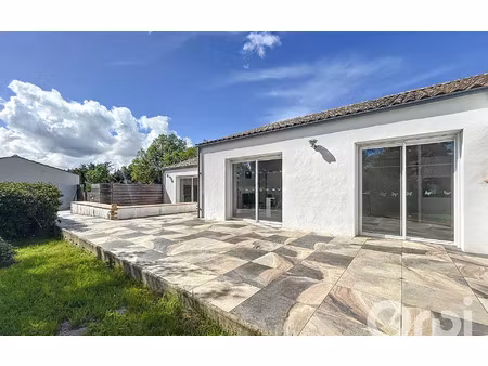 maison bois-de-céné 187 m² t-5 à vendre  355 000 €