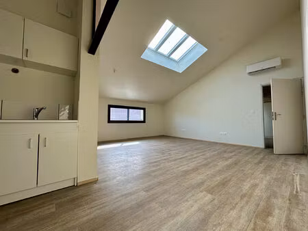 location bureau 3 pièces 120 m² à clermont-ferrand (63000)