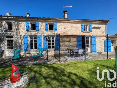 maison à puyrolland (17380)