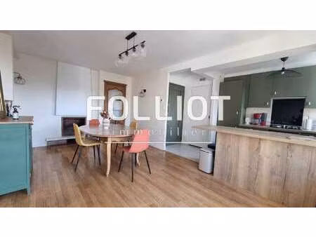 location appartement 2 pièces meublé à fougères (35300) : à louer 2 pièces meublé / 59m² f